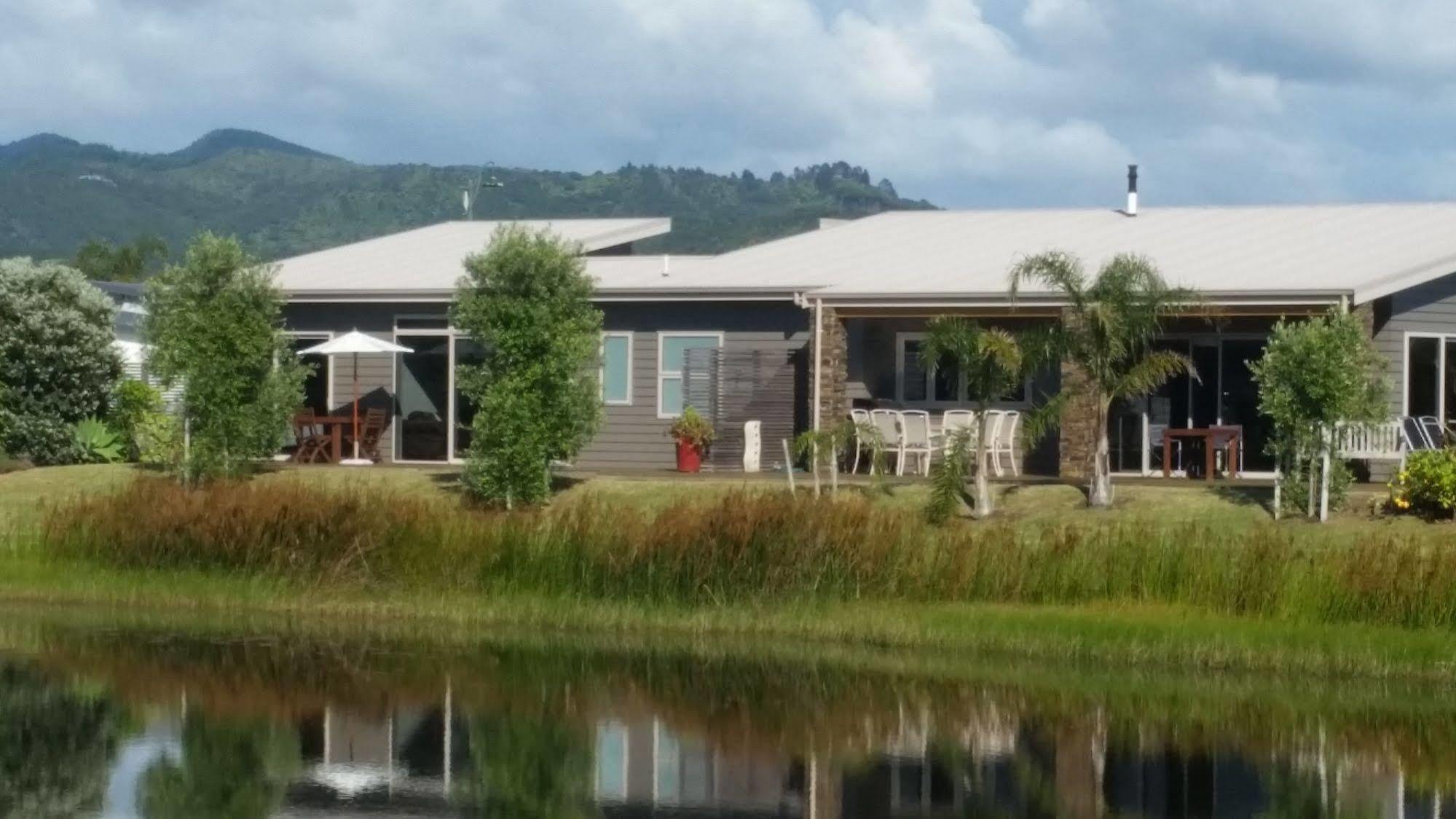 Harbour Drive B&B Matarangi Exterior photo